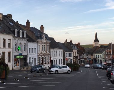 Fruges - EXCLUSIVITE - au coeur du bourg / dossier rare (Pas-de-Calais